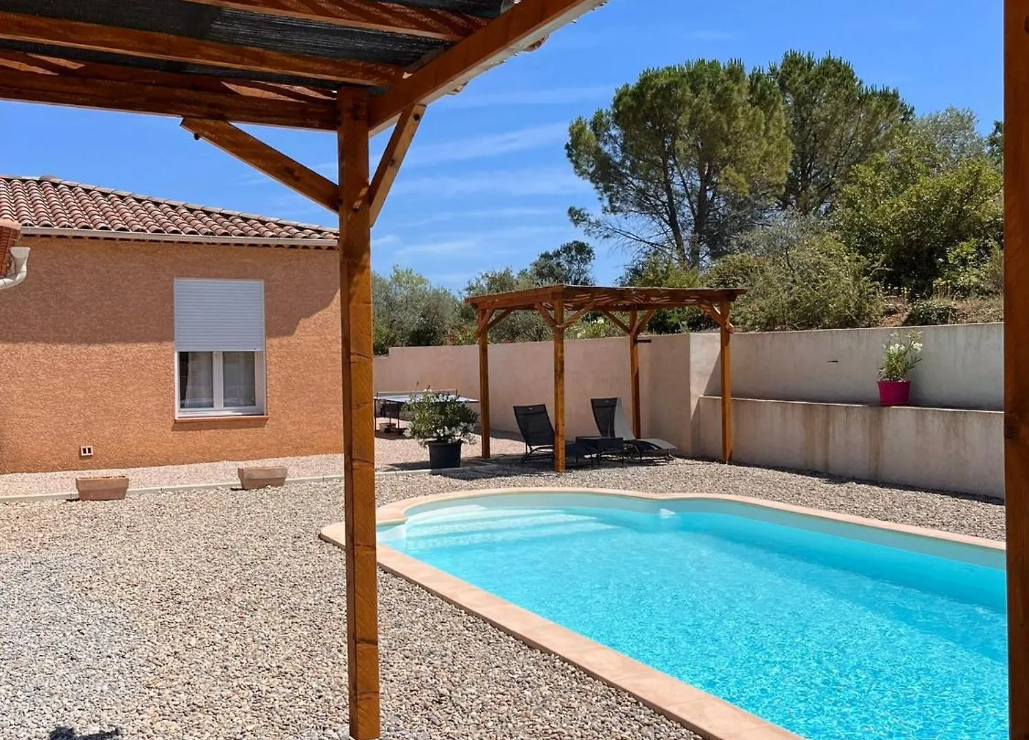 Chambres D'Hotes, B&B Climatisees La Borrellienne Saint-Maximin-la-Sainte-Baume 0*,  France