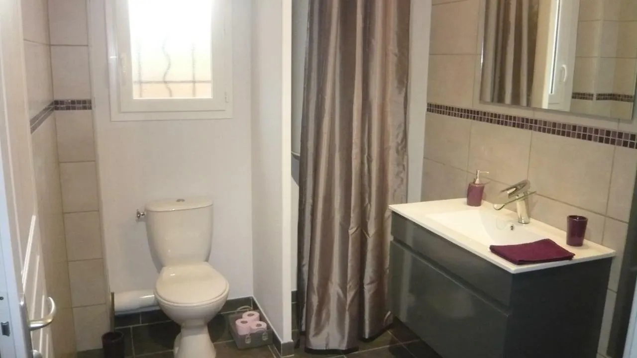 Chambres D'Hotes, B&B Climatisees La Borrellienne Saint-Maximin-la-Sainte-Baume France